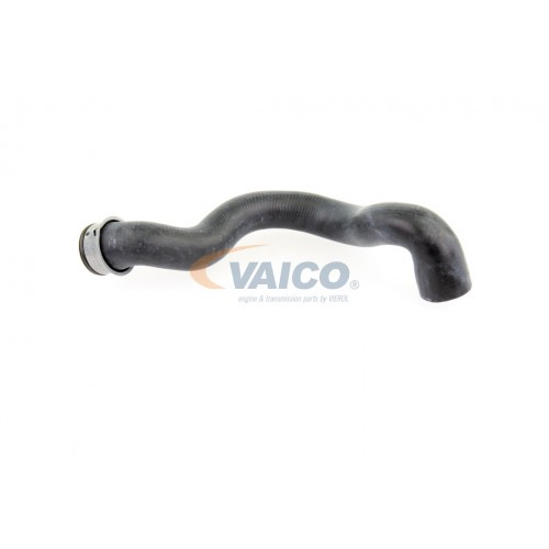 RADYATÖR ALT HORTUMU W204