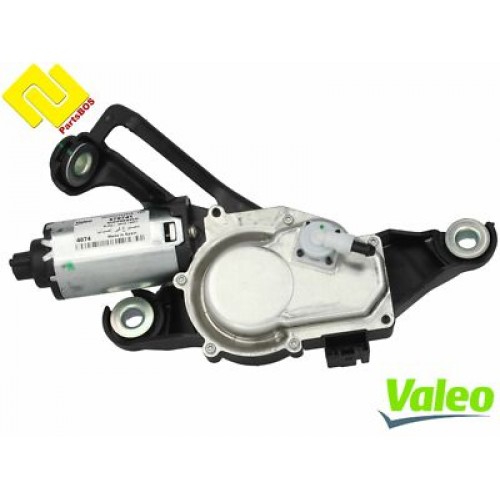 ARKA SİLECEK MOTORU E87