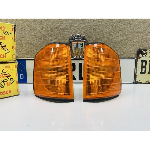 SİNYAL LAMBASI ÖN SAĞ W201