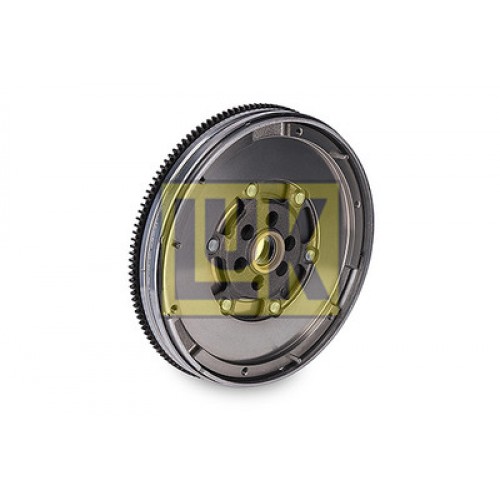 VOLANT A4 1.8T 01> BFR AMB