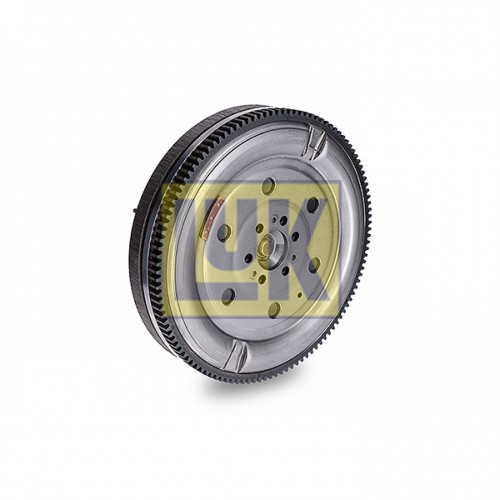 VOLANT CRAFTER 2,0 TDI CKUB